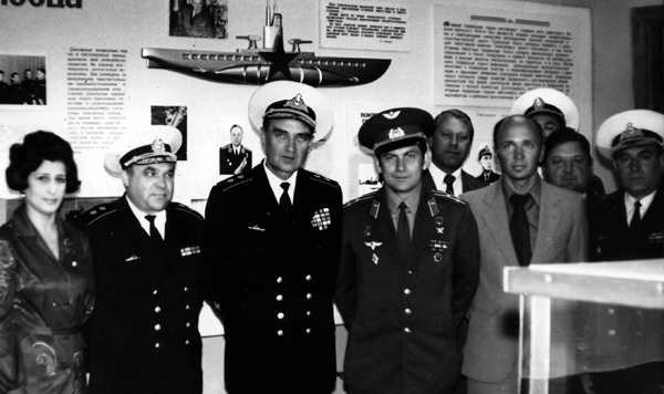 спиридонов с космонавтами 1979