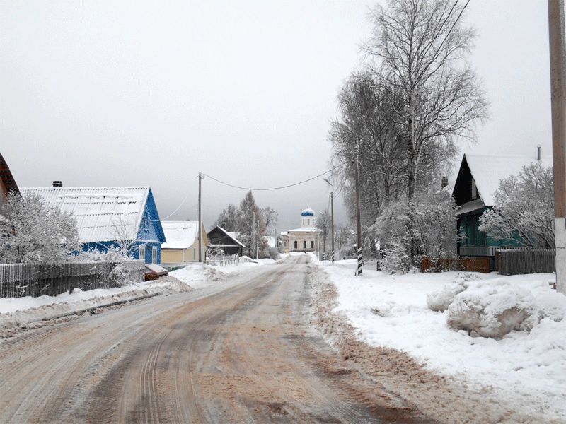 дорога к церкви